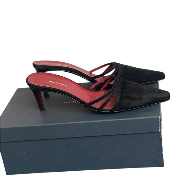 Burberry Black suede Leather Pointed Toe Mules size
39 (9) USA - Picture 12 of 14
